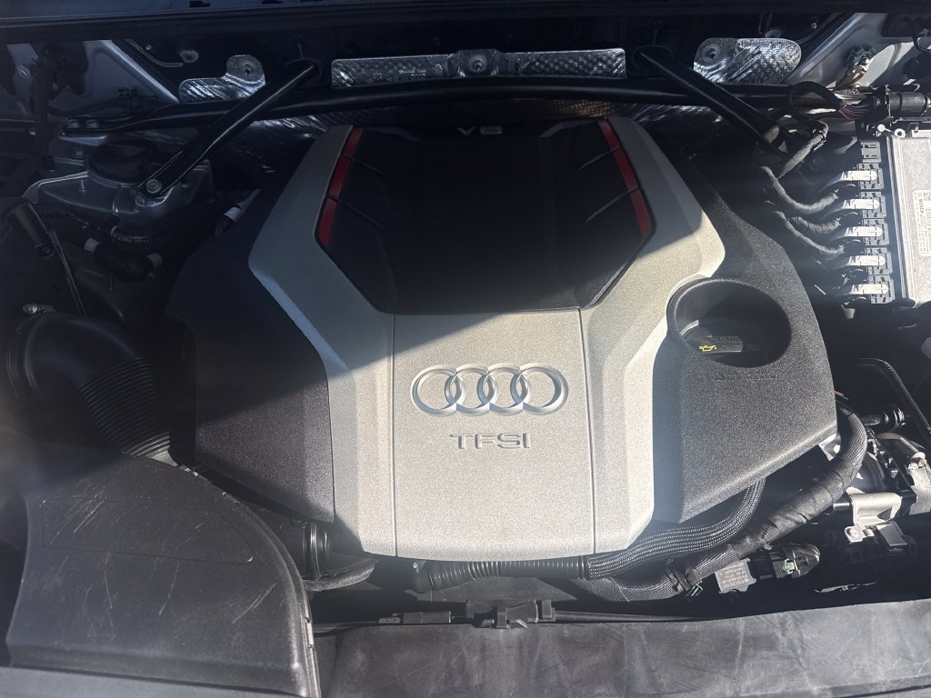 Used 2018 Audi SQ5 Premium Plus AWD/4WD image 29