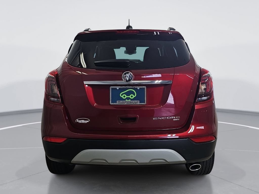 Used 2022 Buick Encore Preferred w/ Safety Package AWD/4WD image 5