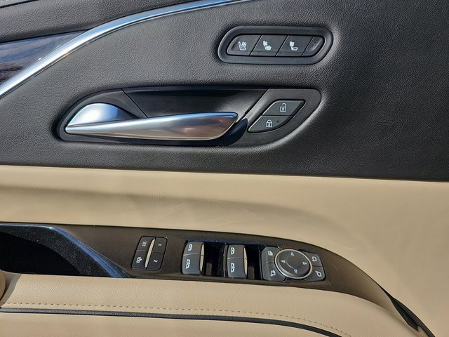 Used 2021 Cadillac Escalade Premium Luxury w/ Driver Assist Tech Package image 30