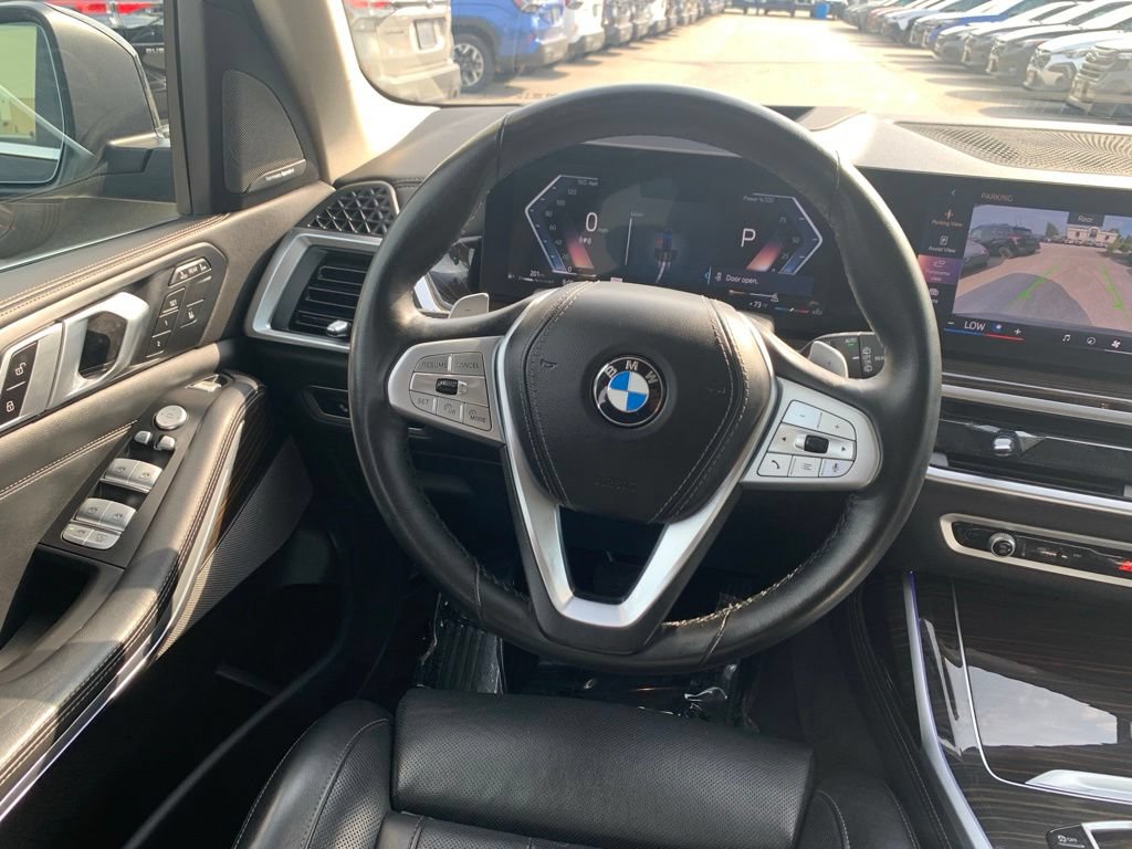 Used 2025 BMW X7 xDrive40i AWD/4WD image 10