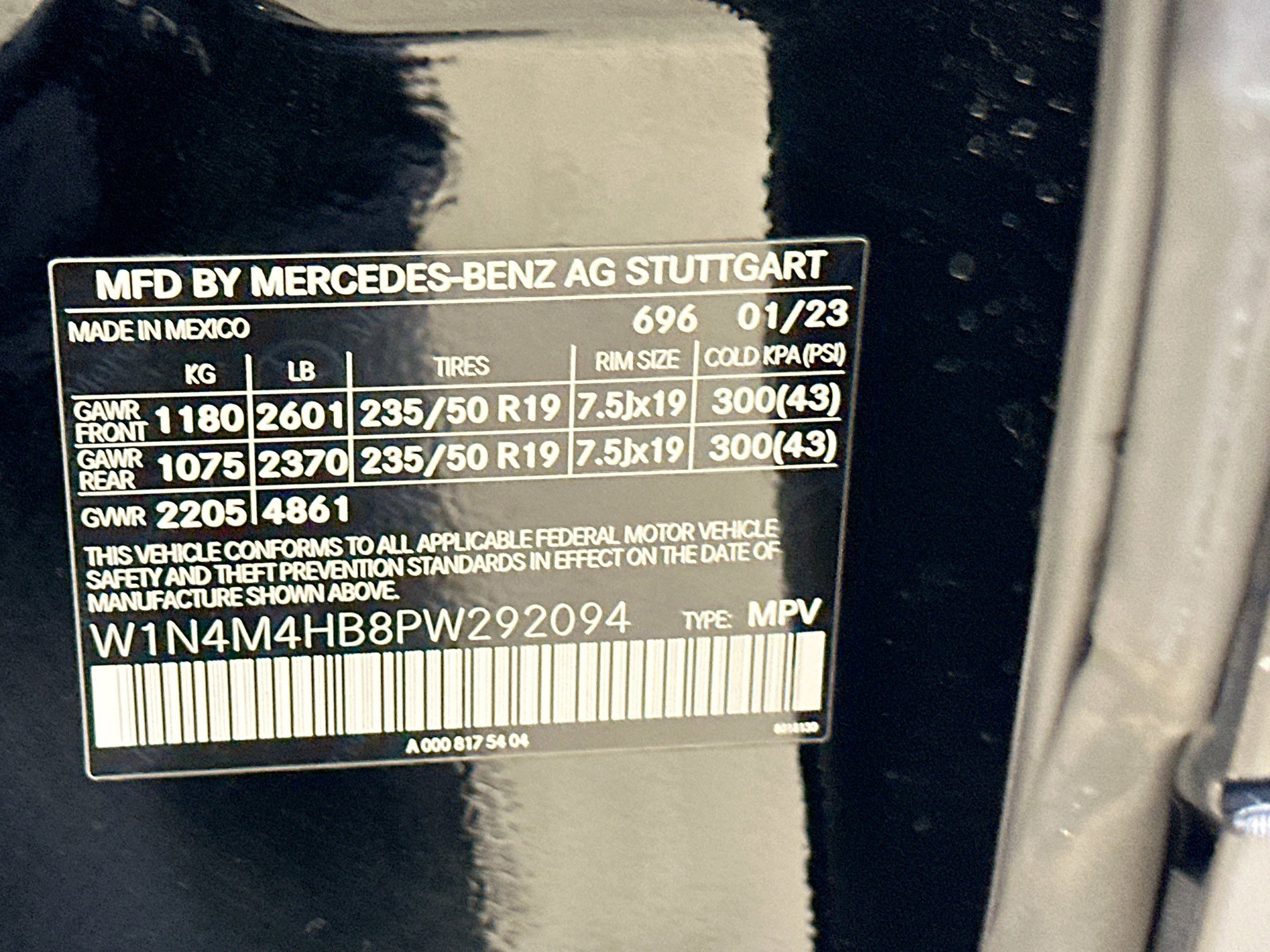 Certified 2023 Mercedes-Benz GLB 250 4MATIC image 38