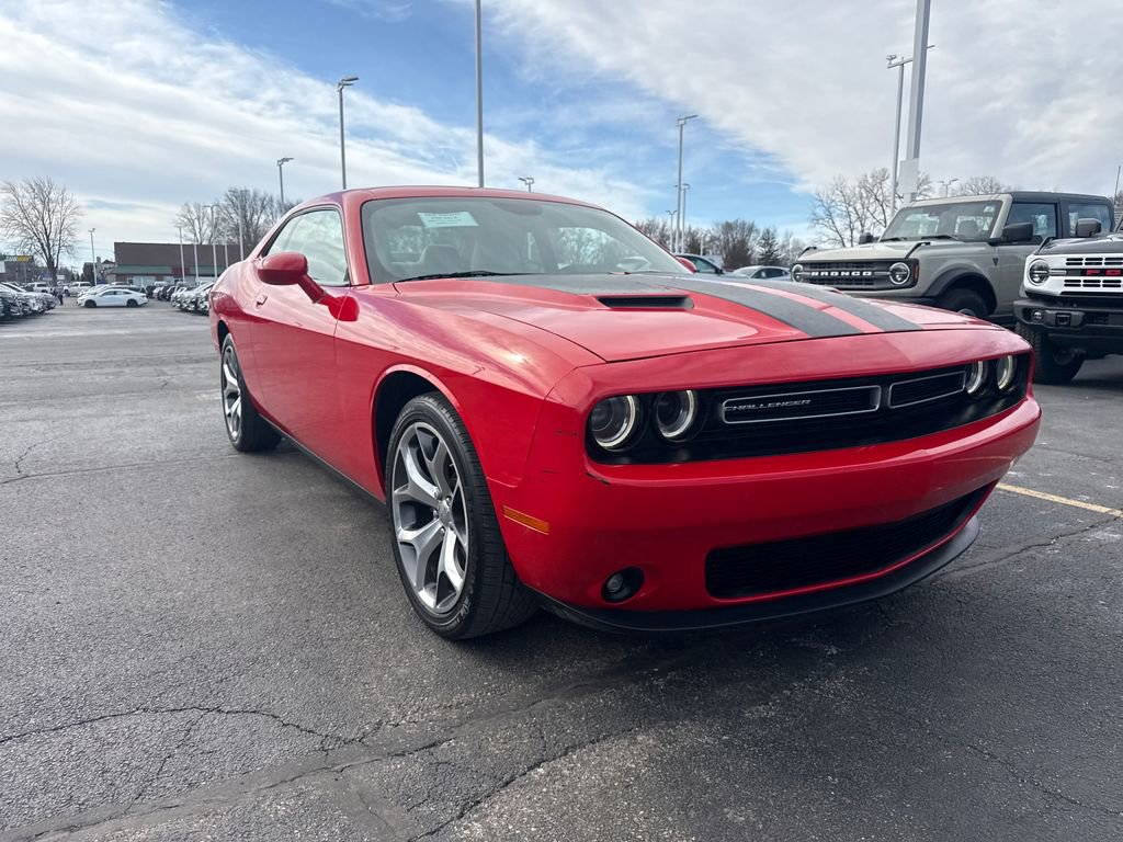 Used 2015 Dodge Challenger SXT Plus w/ Sound Group II image 4