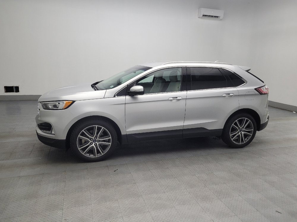 Used 2019 Ford Edge Titanium w/ Cold Weather Package image 2