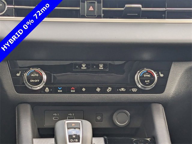 New 2025 Mitsubishi Outlander SEL image 22