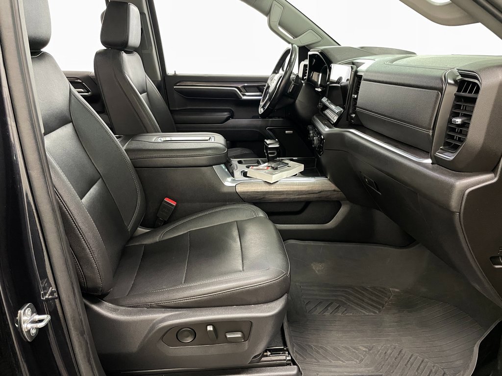 Certified 2022 Chevrolet Silverado 1500 LTZ w/ LTZ Premium Package image 41