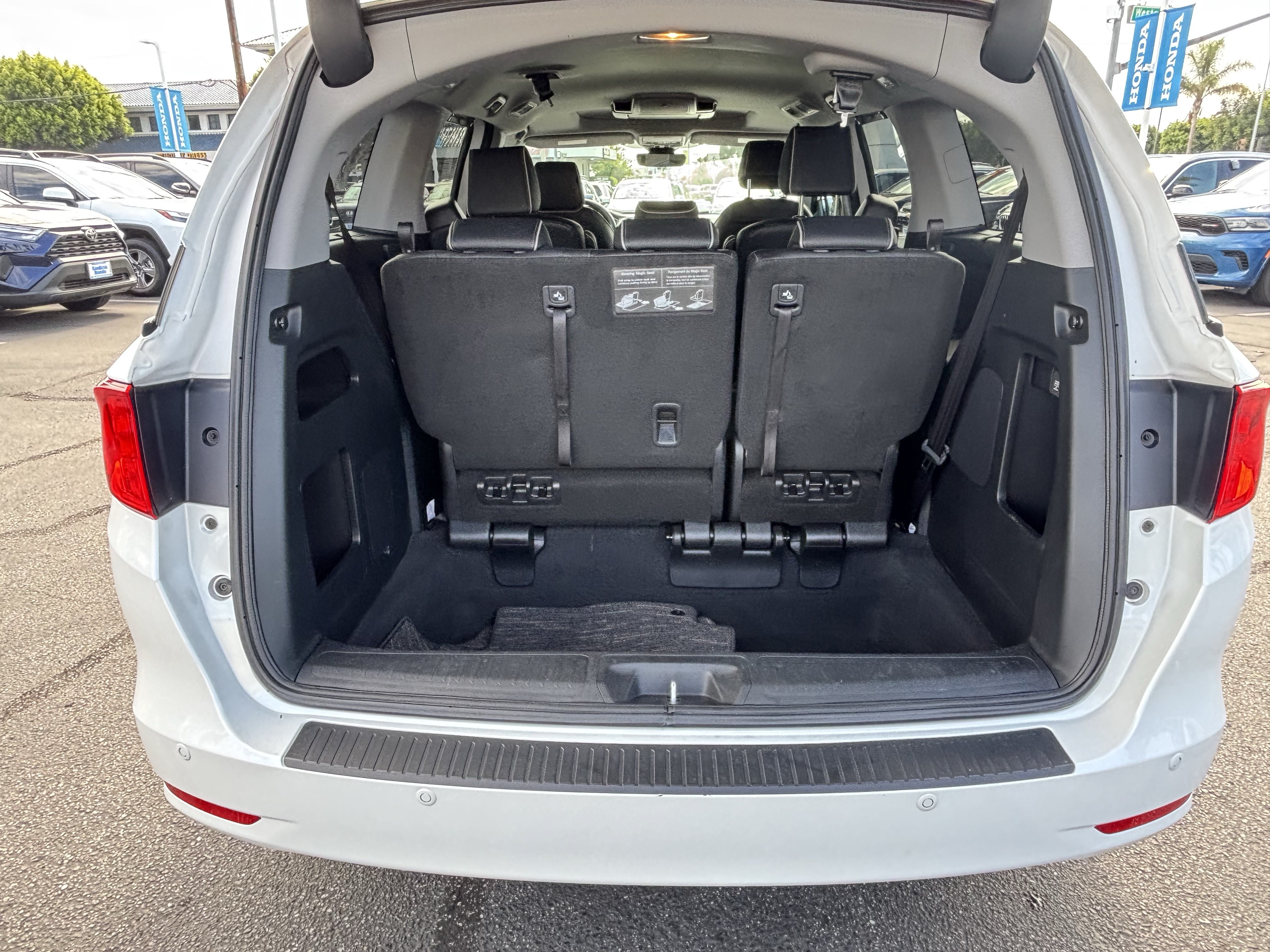 Certified 2024 Honda Odyssey Elite image 13