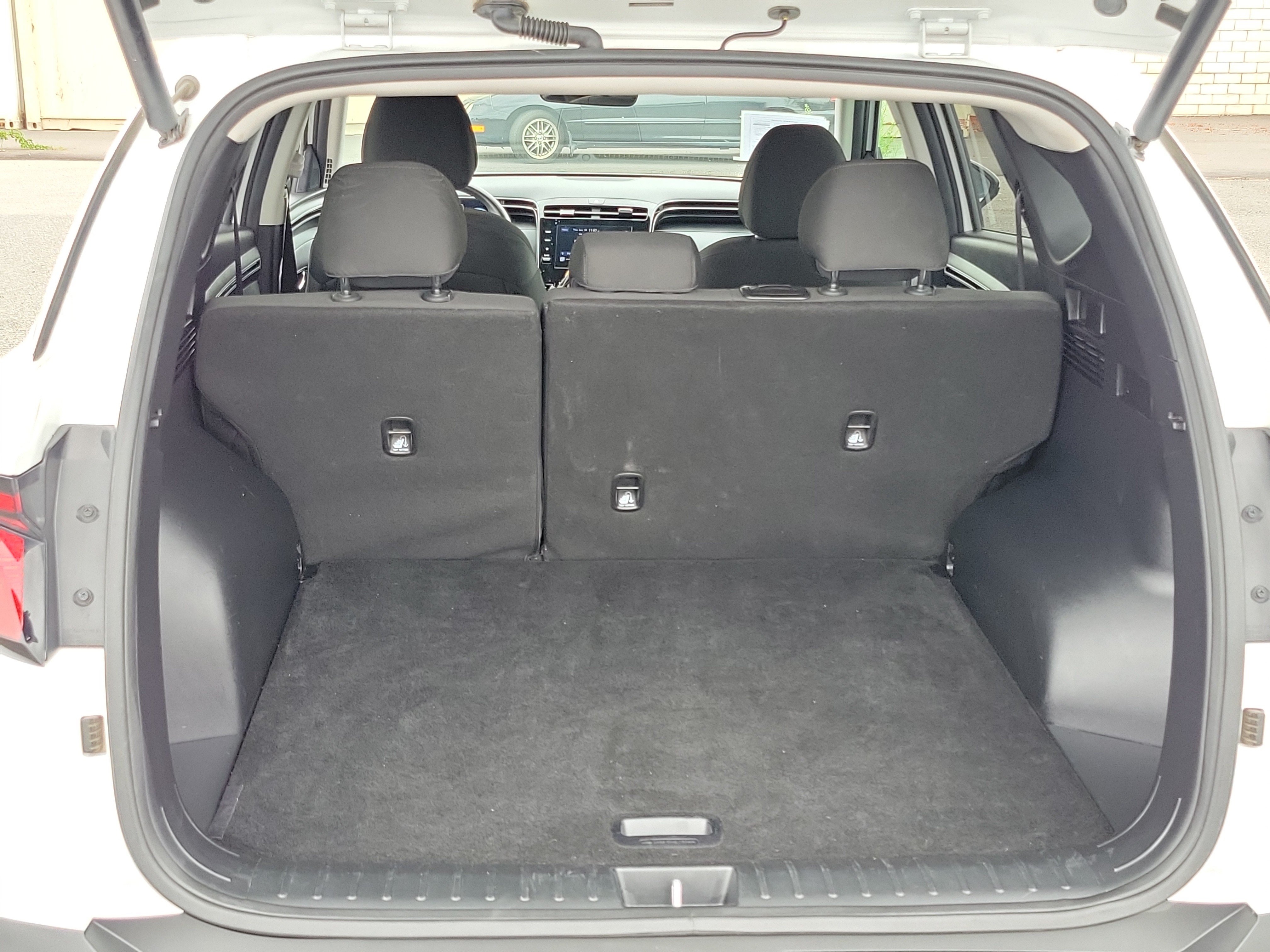 Certified 2024 Hyundai Tucson SEL FWD image 18