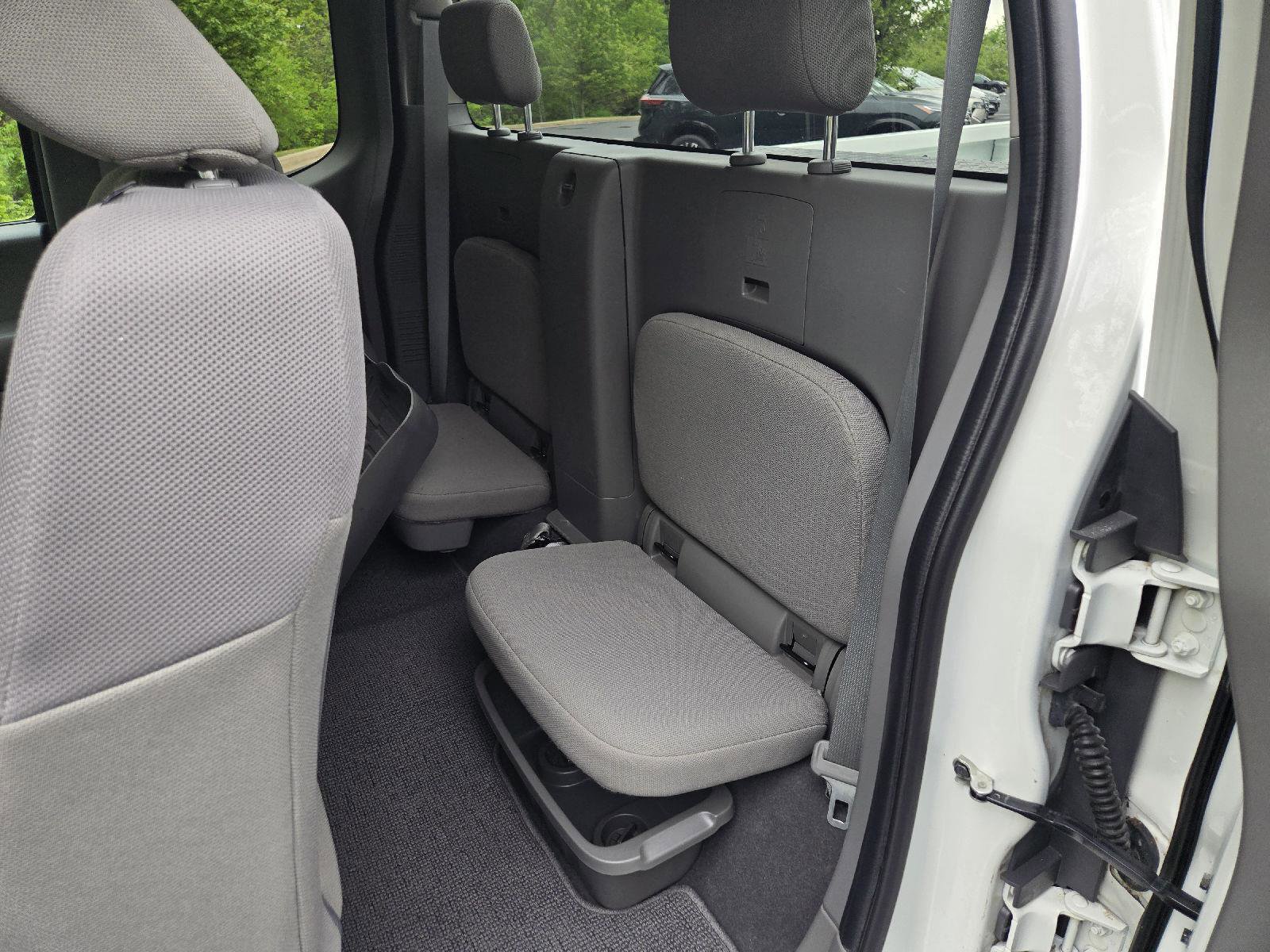 Used 2019 Nissan Frontier S RWD image 23