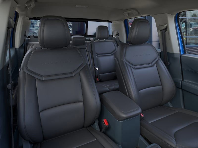 New 2025 Ford Maverick Lariat w/ Black Appearance Package image 10