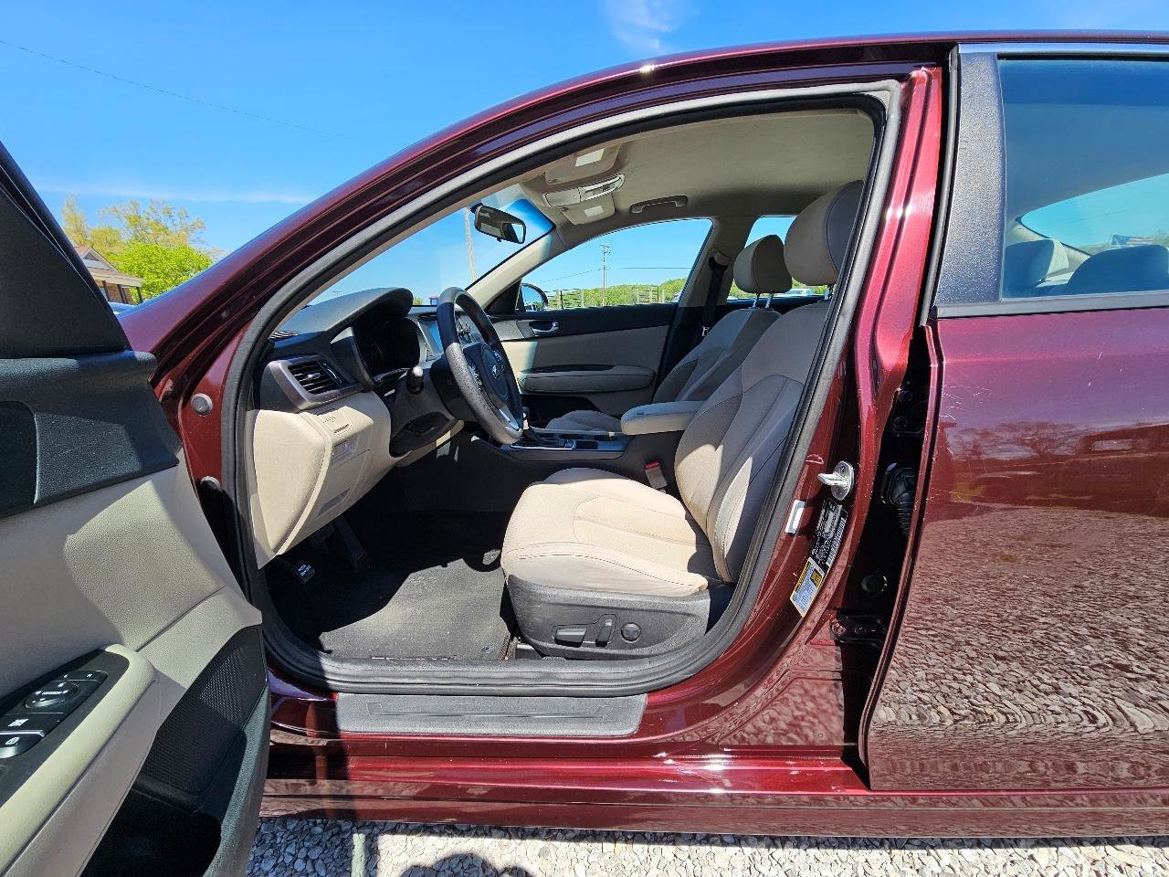 Used 2018 Kia Optima LX w/ Convenience Package FWD image 14