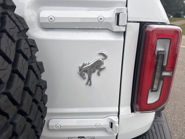 New 2025 Ford Bronco Badlands image 23
