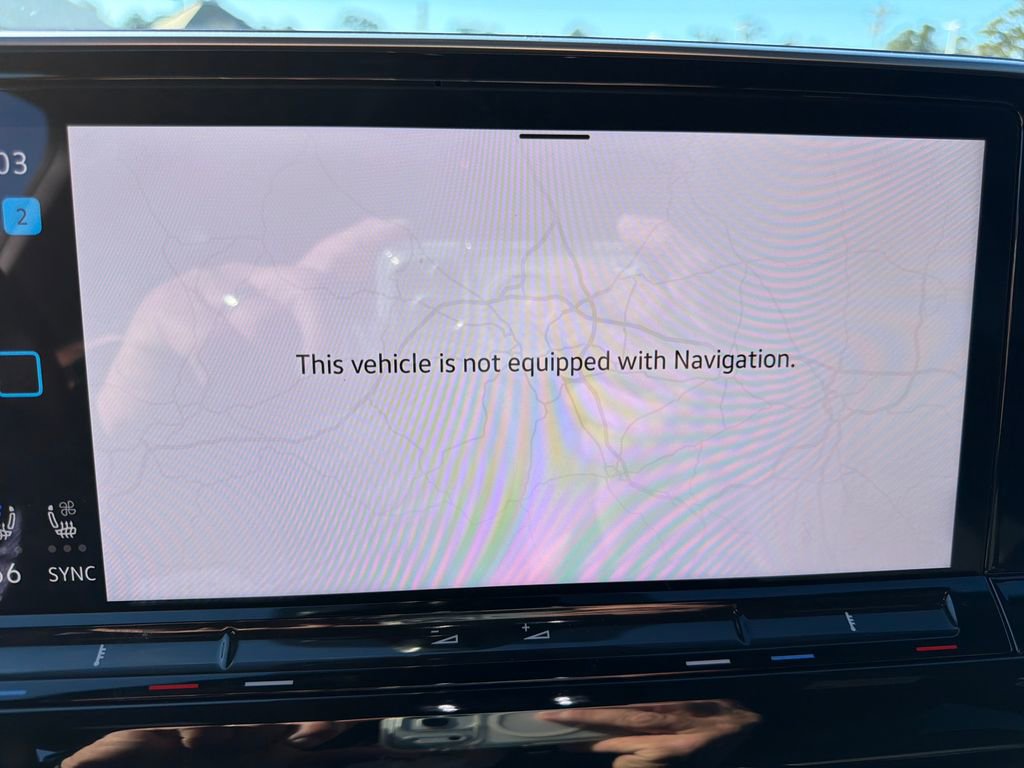 Used 2025 Volkswagen Atlas Cross Sport SE image 21