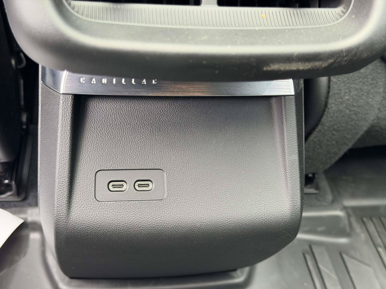 Certified 2024 Cadillac Lyriq Luxury RWD image 16