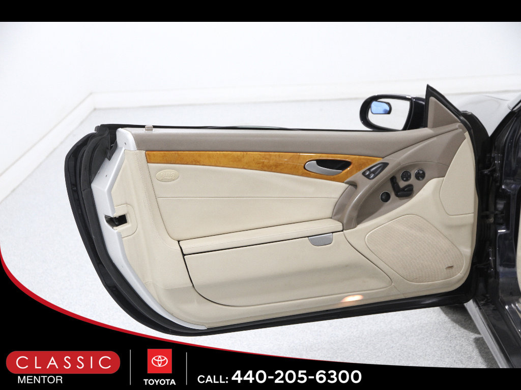 Used 2008 Mercedes-Benz SL 550 image 5