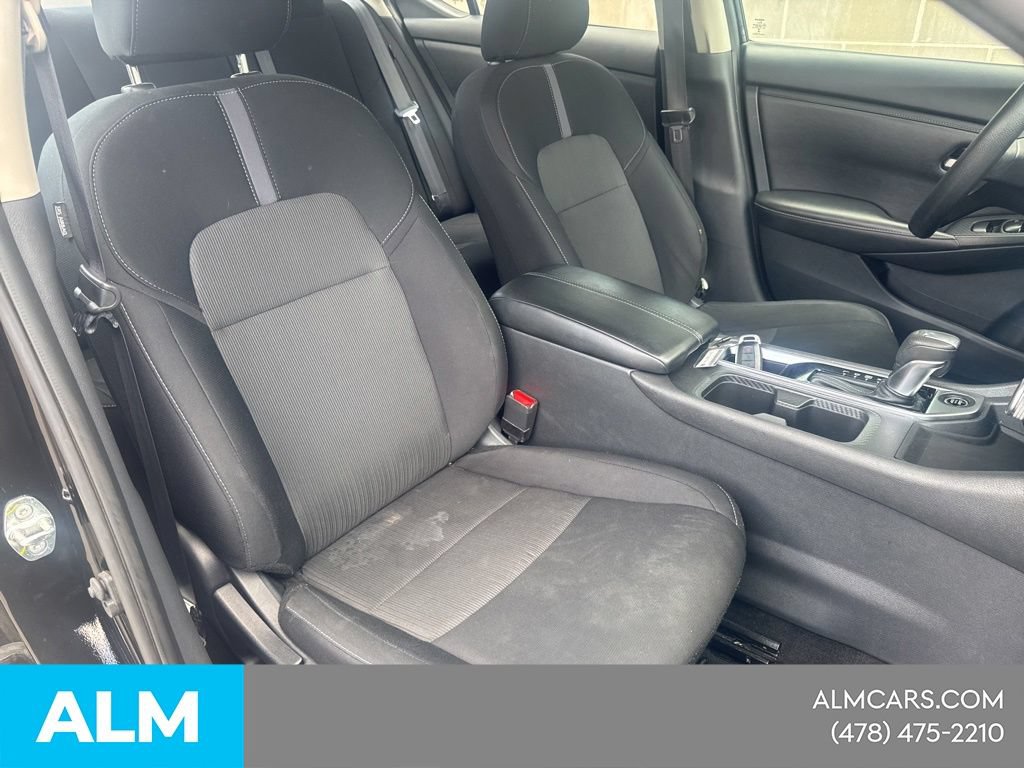 Used 2024 Nissan Sentra SV FWD image 8