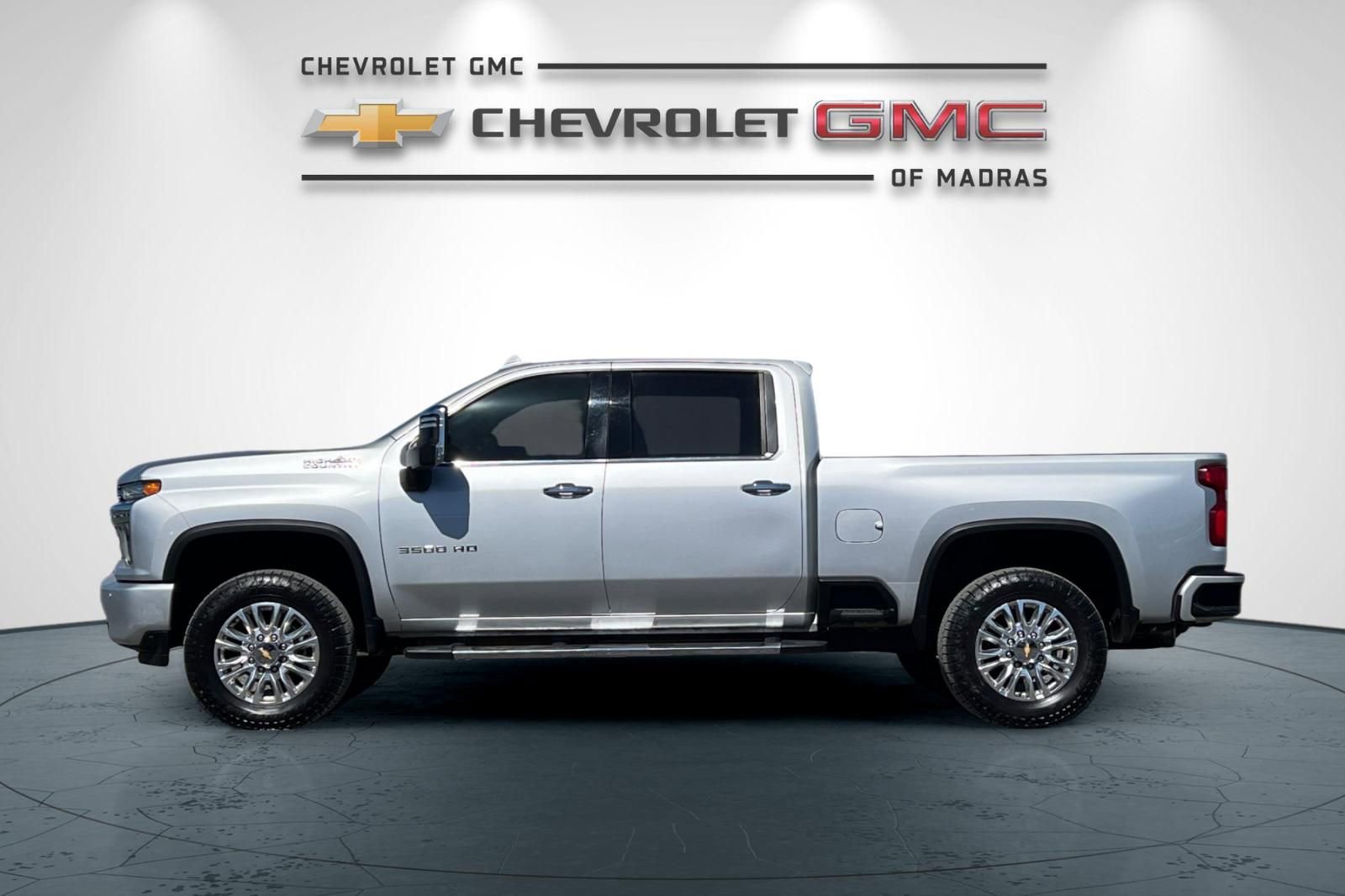 Used 2021 Chevrolet Silverado 3500 High Country w/ Z71 Off-Road Package image 6