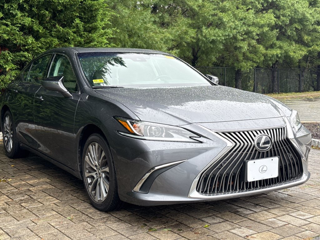 Used 2020 Lexus ES 350 w/ Premium Package FWD image 3