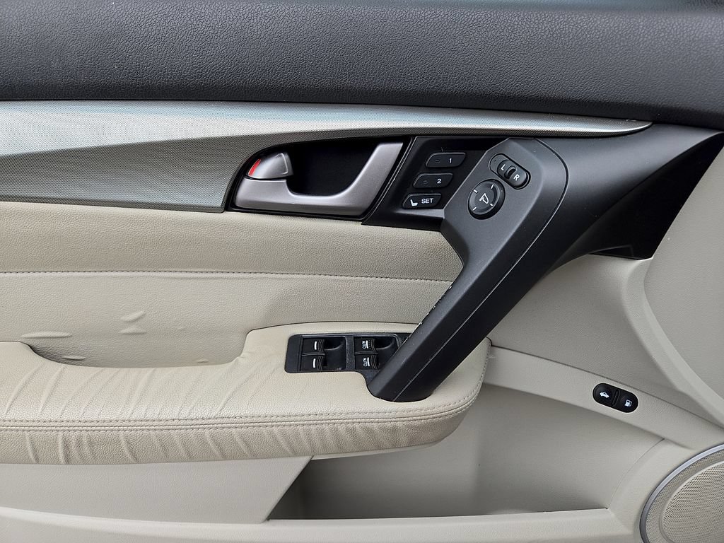 Used 2010 Acura TL FWD image 13