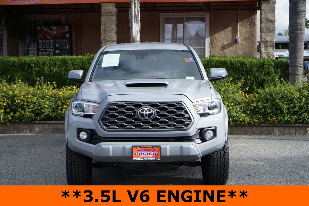 Used 2021 Toyota Tacoma TRD Sport image 3