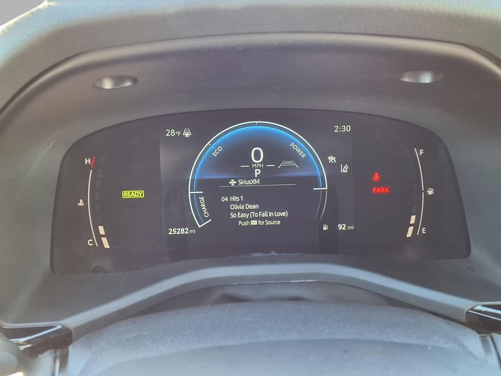 Used 2025 Toyota Camry SE image 16