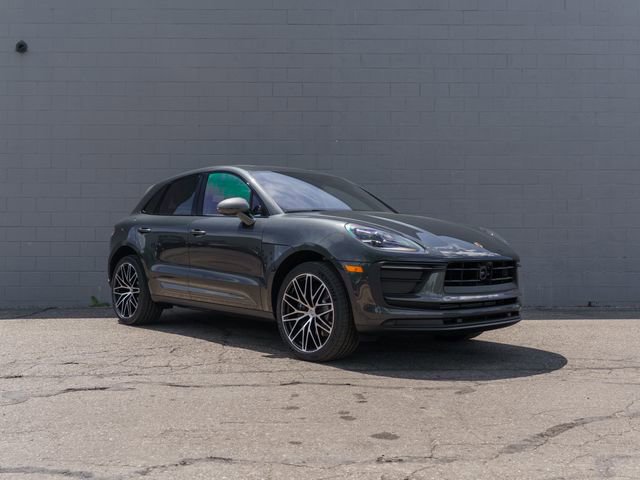 New 2026 Porsche Macan Turbo AWD/4WD image 9