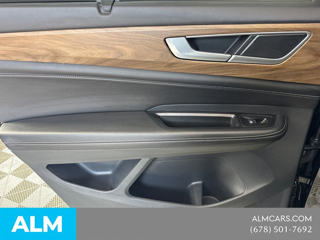 Used 2025 Volkswagen Atlas SE FWD image 25