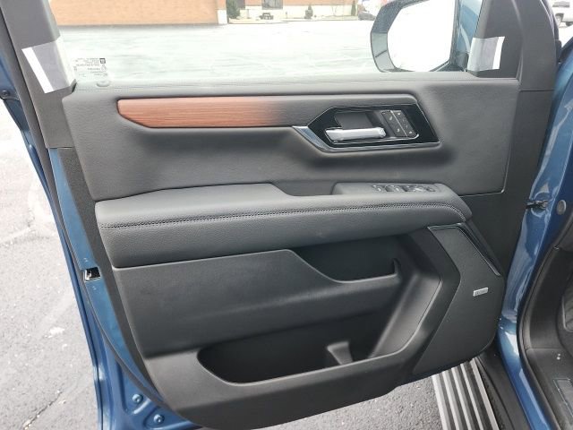 New 2026 GMC Yukon XL Denali w/ Sun & Power Step Package image 10