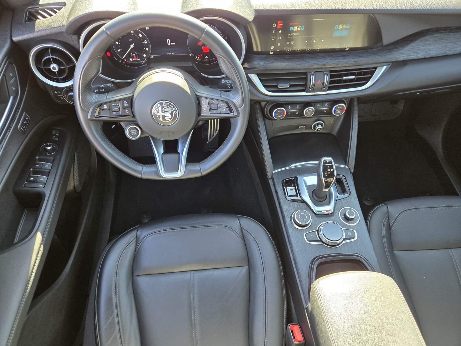 Used 2024 Alfa Romeo Stelvio Sprint AWD/4WD image 13