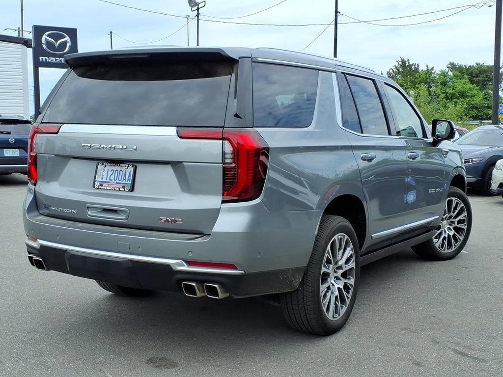 Used 2026 GMC Yukon Denali w/ Sun & Power Step Package AWD/4WD image 5