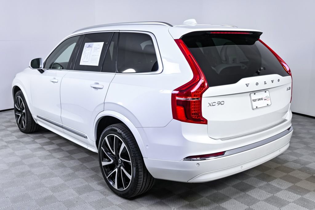 Certified 2024 Volvo XC90 B5 Plus w/ Protection Package Premier image 4