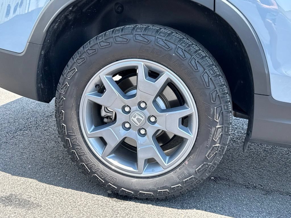 Certified 2025 Honda Passport TrailSport image 9