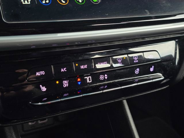 Certified 2023 Chevrolet Bolt LT w/ Infotainment Package FWD image 30