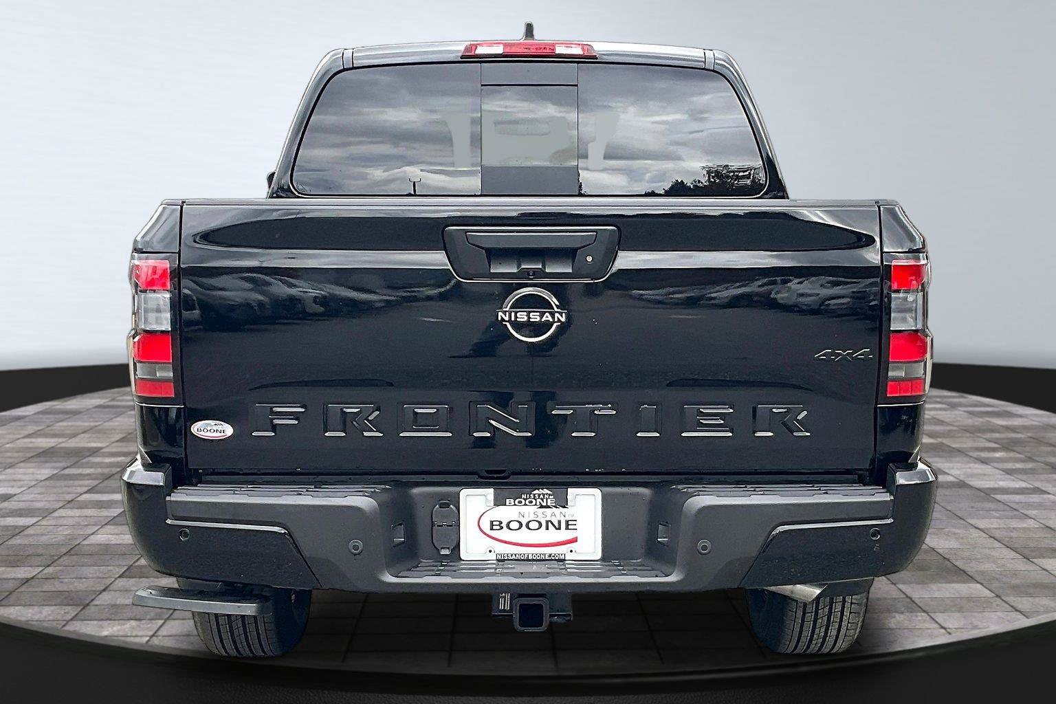 New 2026 Nissan Frontier SV w/ Tow Package AWD/4WD image 4