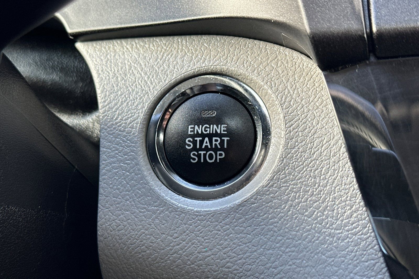 Used 2020 Toyota Sienna XLE FWD image 24
