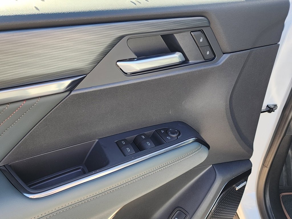 New 2026 GMC Acadia AT4 image 14