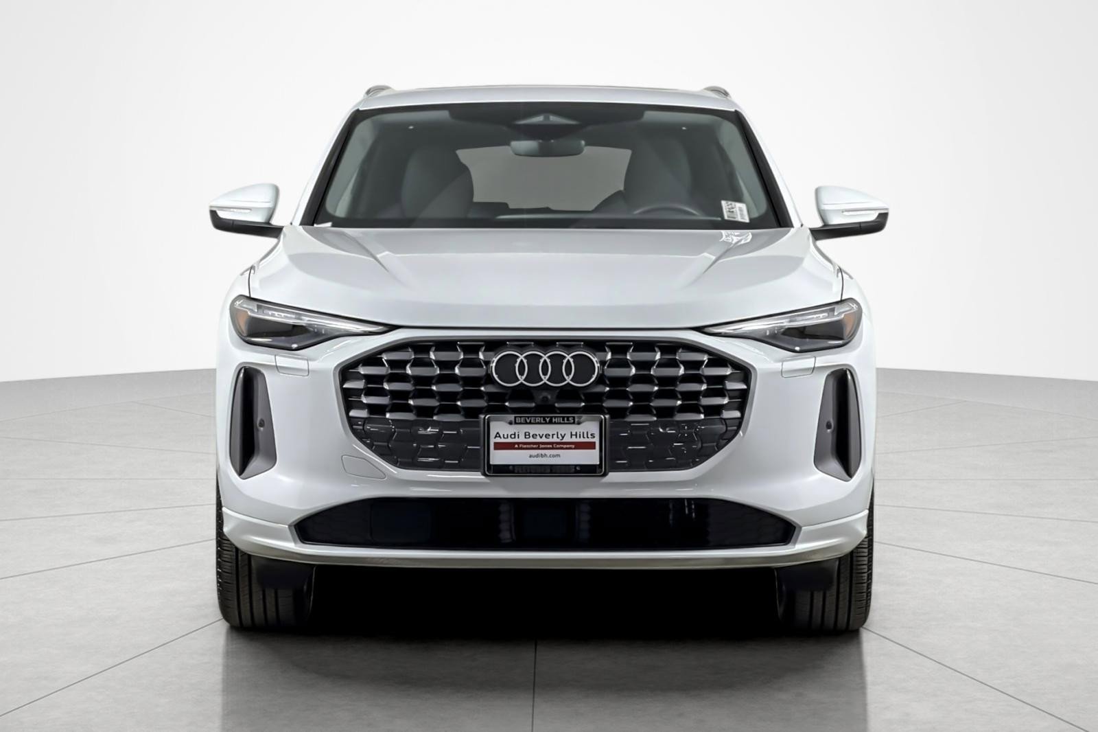 Used 2025 Audi Q5 Premium Plus w/ Premium Plus image 8