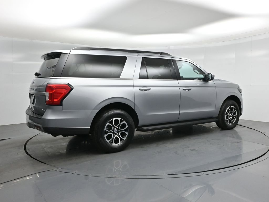 Certified 2024 Ford Expedition Max XLT image 32