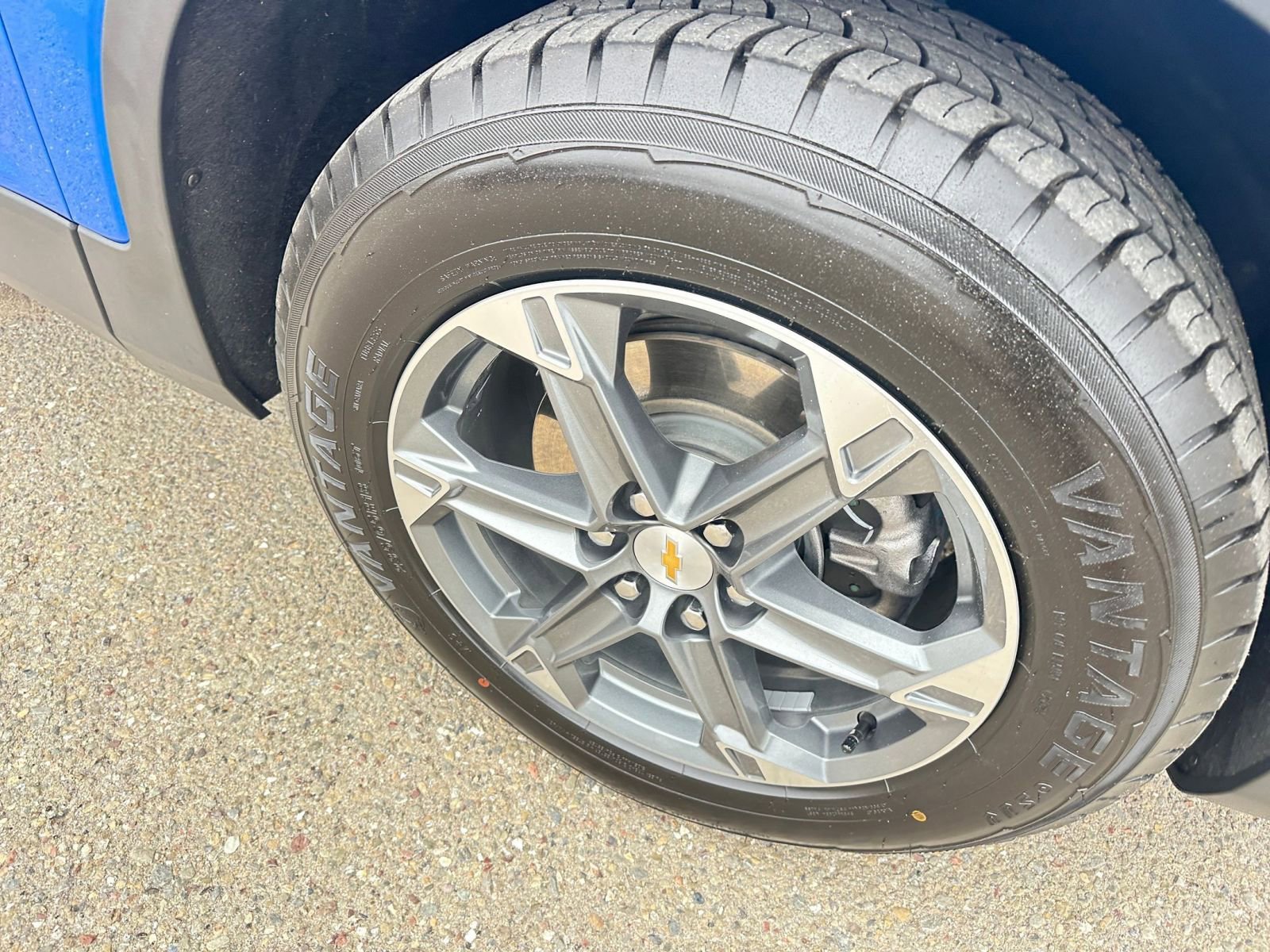 Used 2025 Chevrolet Blazer LT image 30