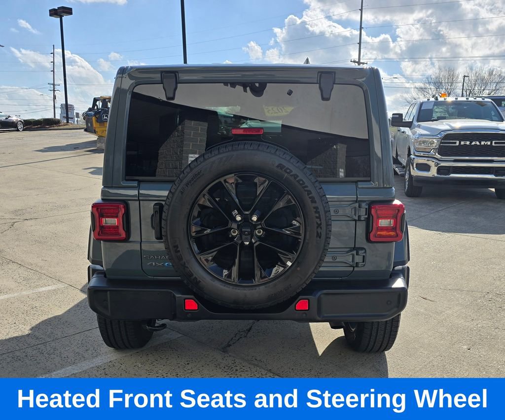 Used 2025 Jeep Wrangler Unlimited Sahara w/ Safety Group image 6