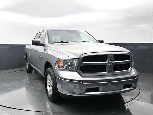 Used 2020 RAM 1500 Classic SLT AWD/4WD image 5
