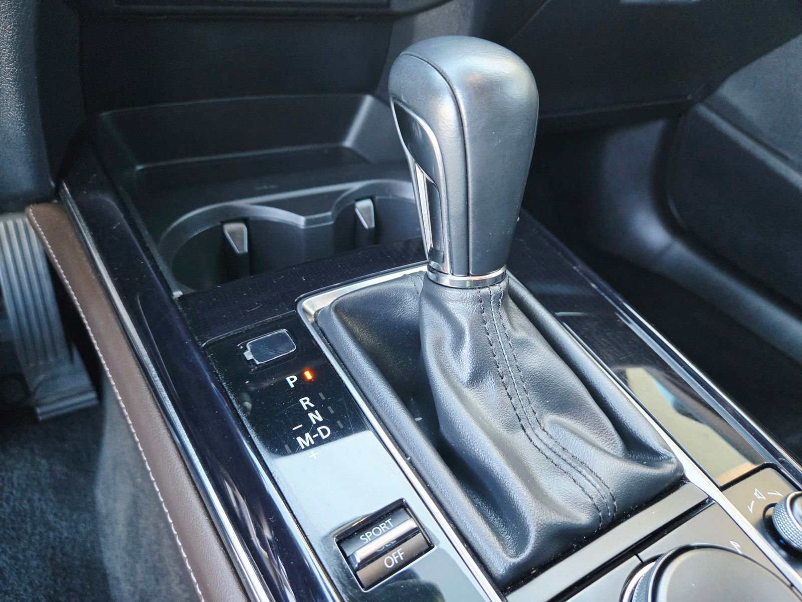 Used 2022 MAZDA CX-30 AWD 2.5 S w/ Premium Package image 18