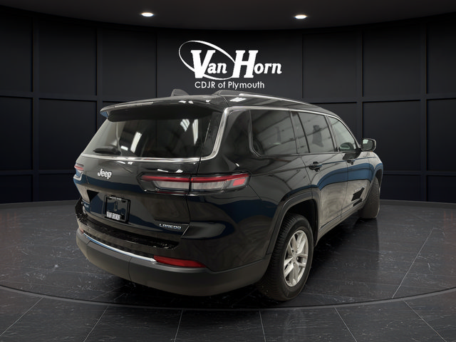 Used 2021 Jeep Grand Cherokee L Laredo w/ Luxury Tech Group I AWD/4WD image 3