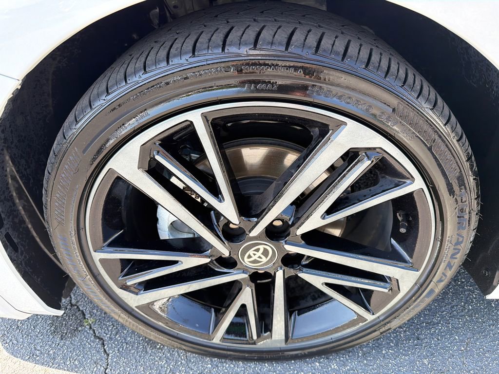 Used 2025 Toyota Camry XSE image 11