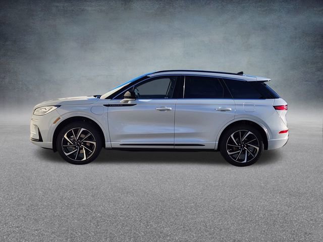 New 2025 Lincoln Corsair Grand Touring image 4