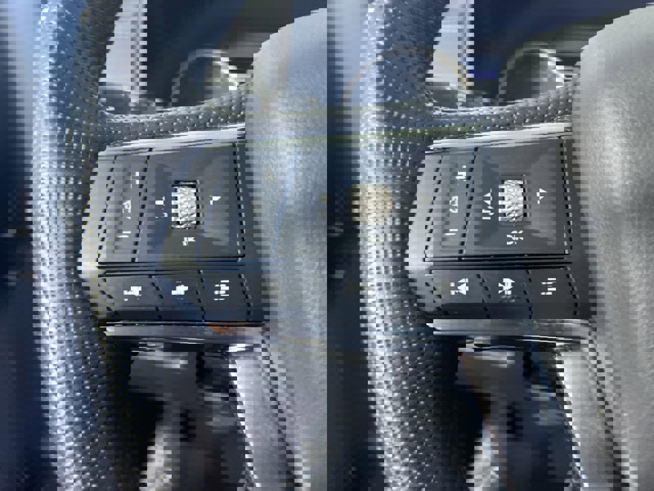 Used 2022 Mitsubishi Outlander SEL AWD/4WD image 16