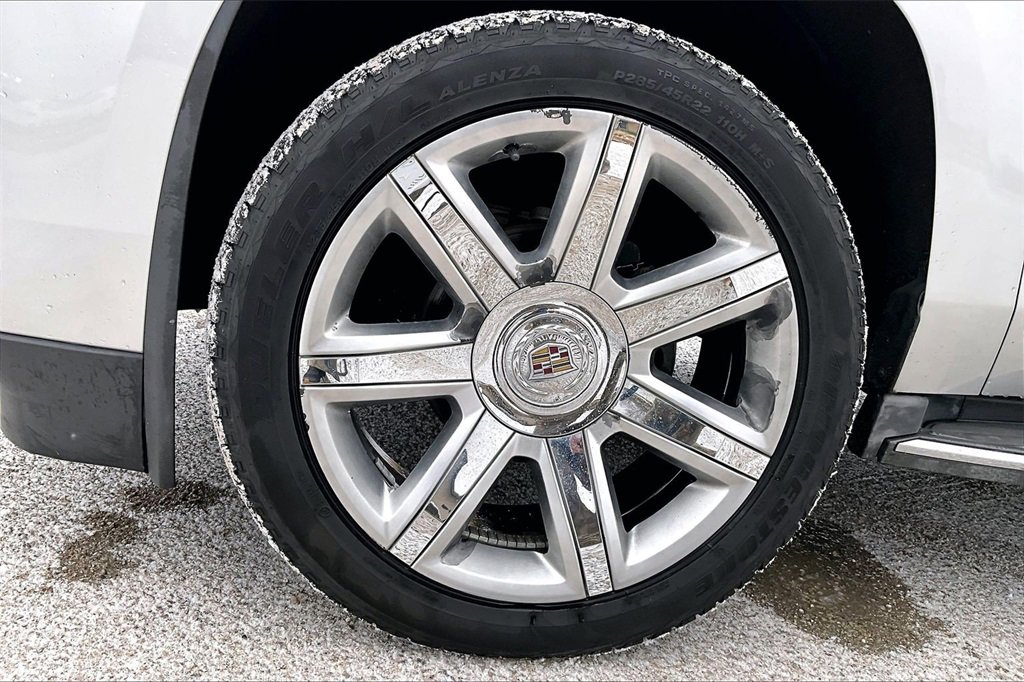 Used 2015 Cadillac Escalade ESV Premium image 9