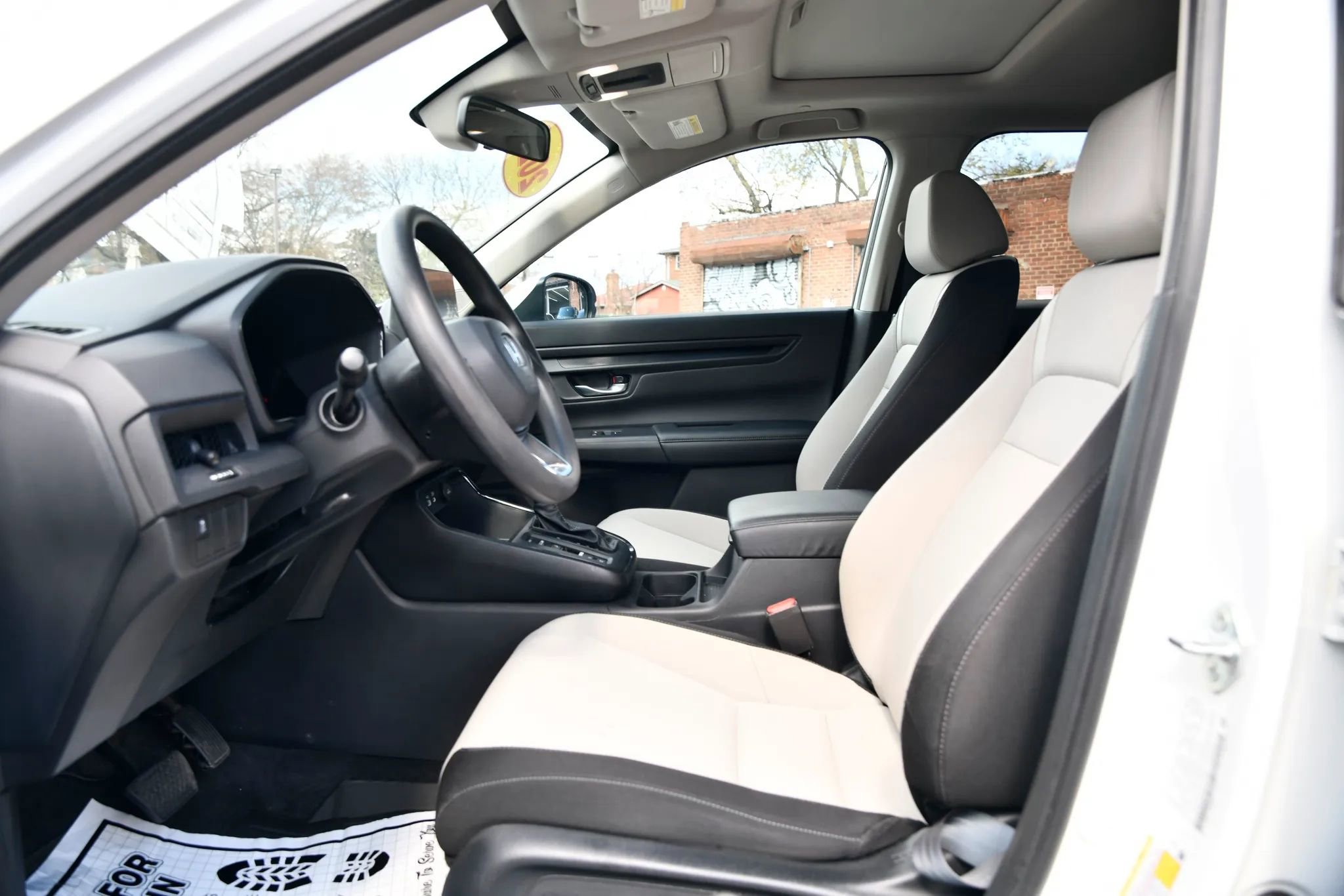 Used 2023 Honda CR-V EX image 11