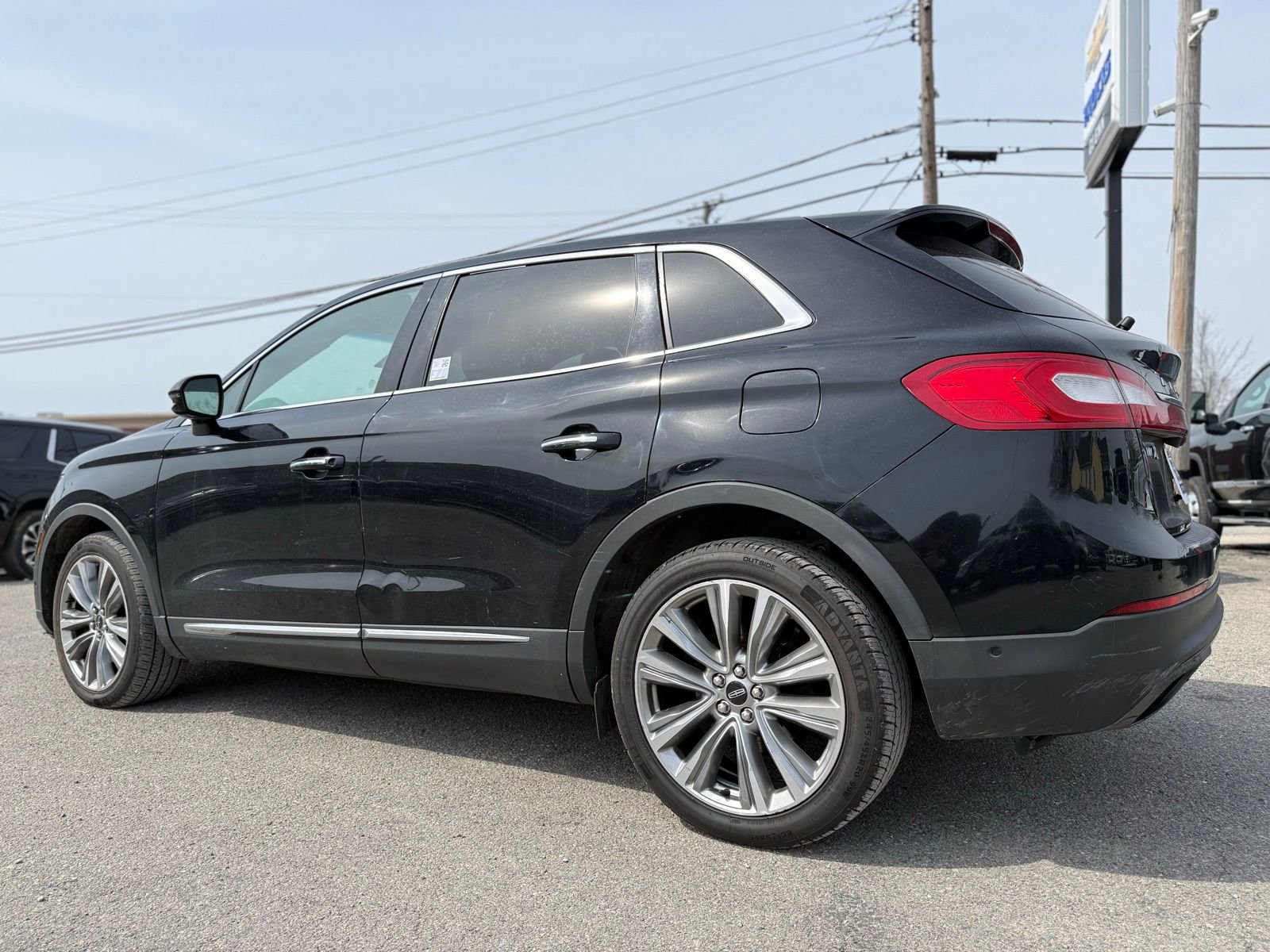 Used 2016 Lincoln MKX Reserve w/ Luxury Package image 6