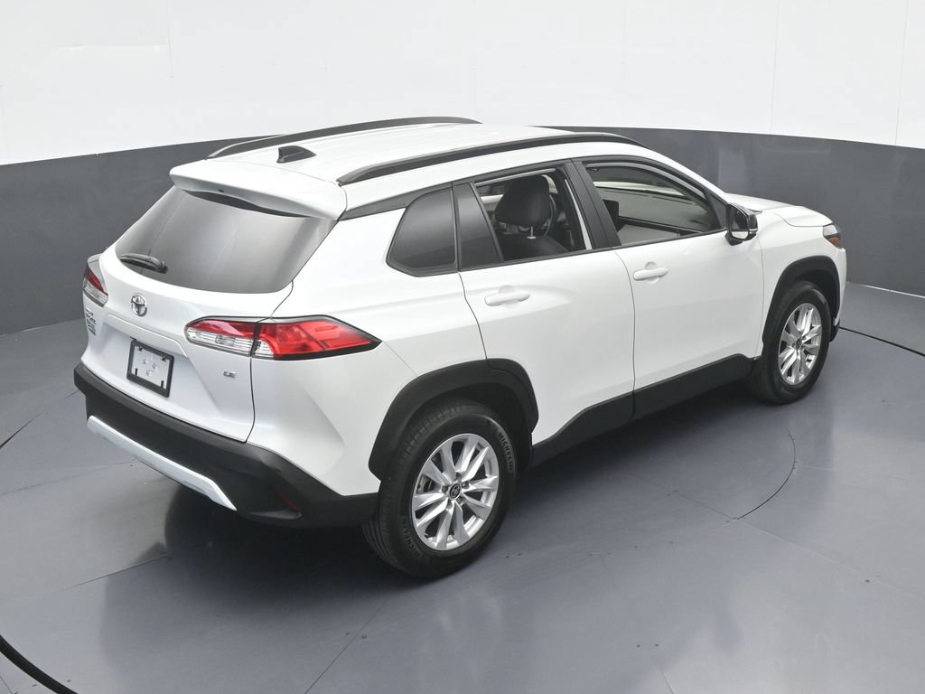 Used 2025 Toyota Corolla Cross LE FWD image 47