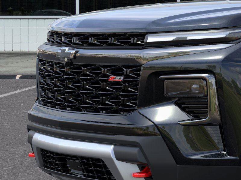 New 2026 Chevrolet Traverse Z71 w/ Driver Confidence Package AWD/4WD image 13